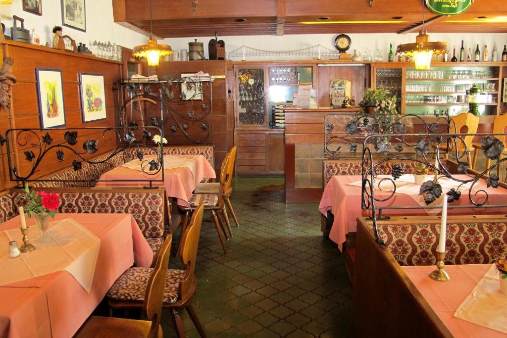 Hotel Garni Hauth Бернкастель-Кюс Экстерьер фото